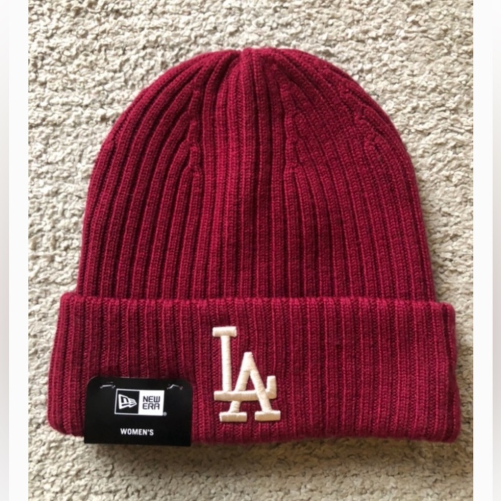 Aritzia Los Angeles Dodgers 100% Merino Wool Beanie.NWT.